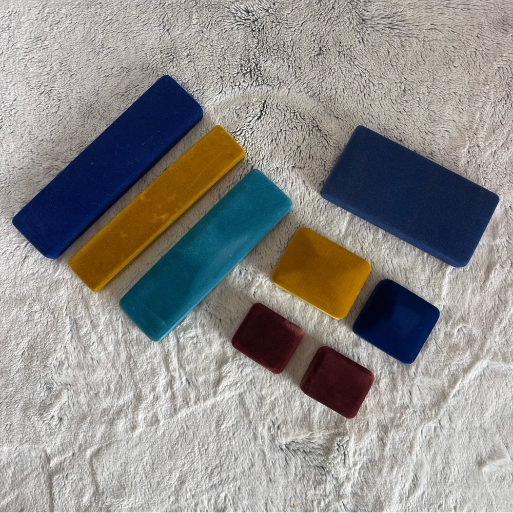 Vintage Elegant Velvet Jewelry Box Set of 8 Colorful - Picture 2 of 13